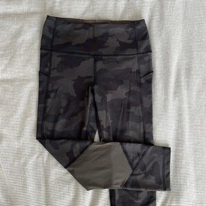 Camo Lulemon Leggings | Size 4 | Green